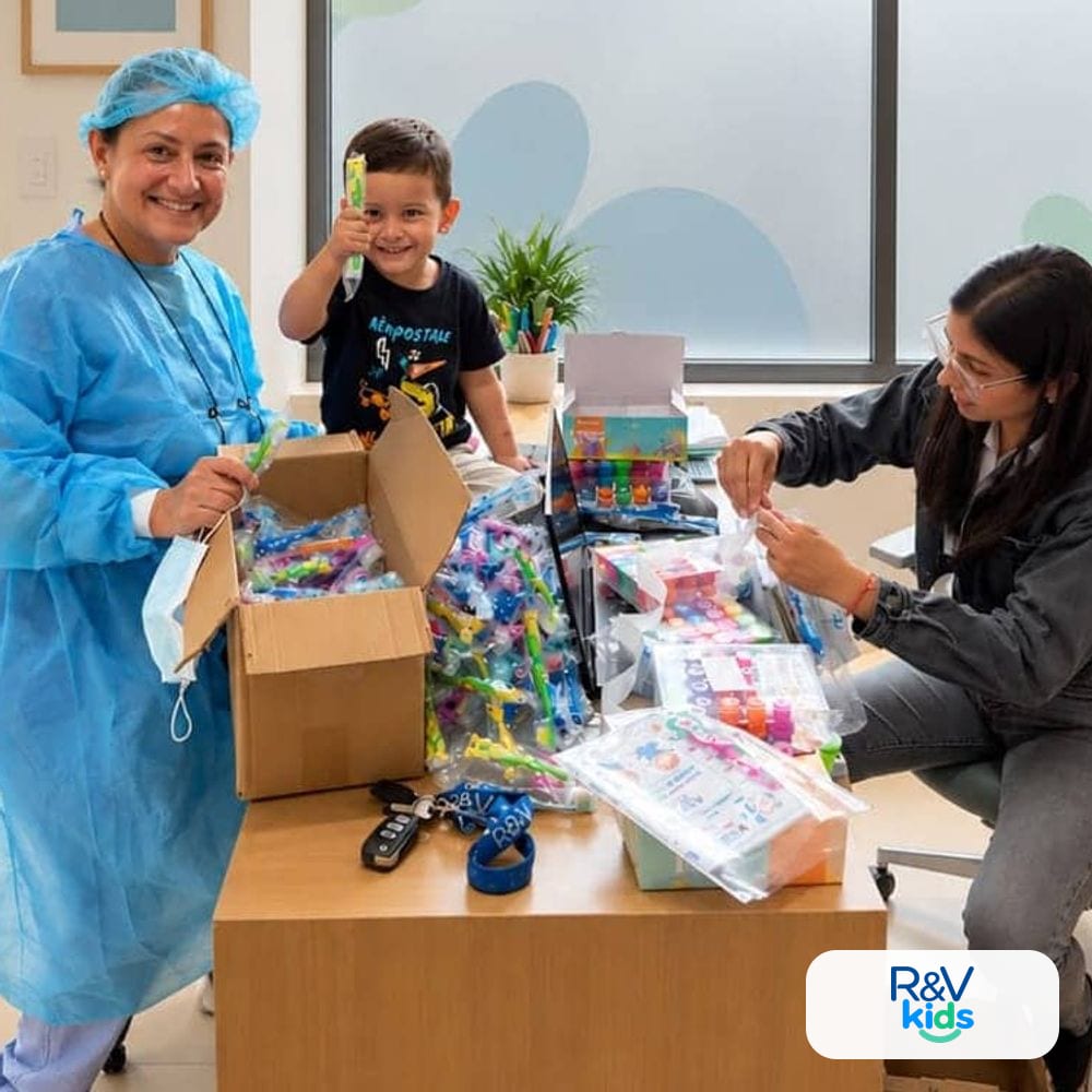 Kits de cepillado de R&V Kids listos para los niños, odontopediatría para bebés y niños de Poás